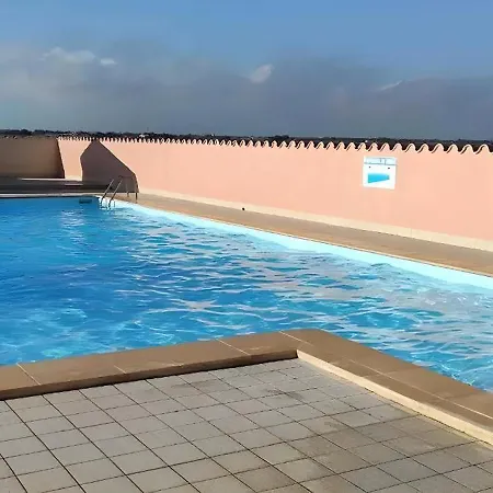 Cocon Marine-piscine-calme-commerces-vue Le Barcarès