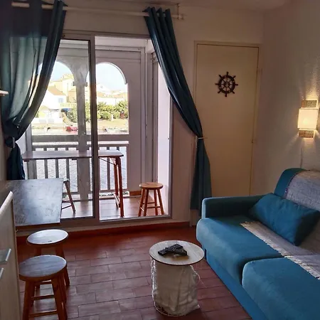 Apartment Cocon Marine-piscine-calme-commerces-vue *